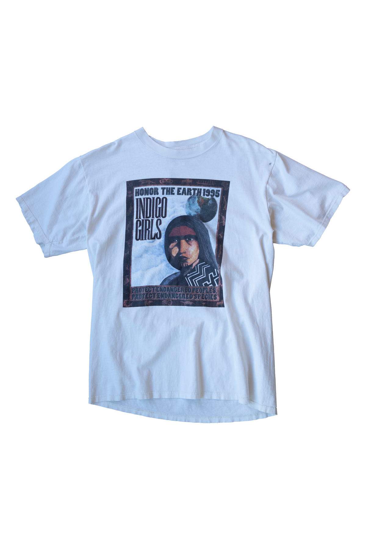 Essx Vintage Indigo Girls 1995 T-Shirt – ESSXNYC Essx Vintage Indigo Girls 1995 T-Shirt – ESSXNYC
