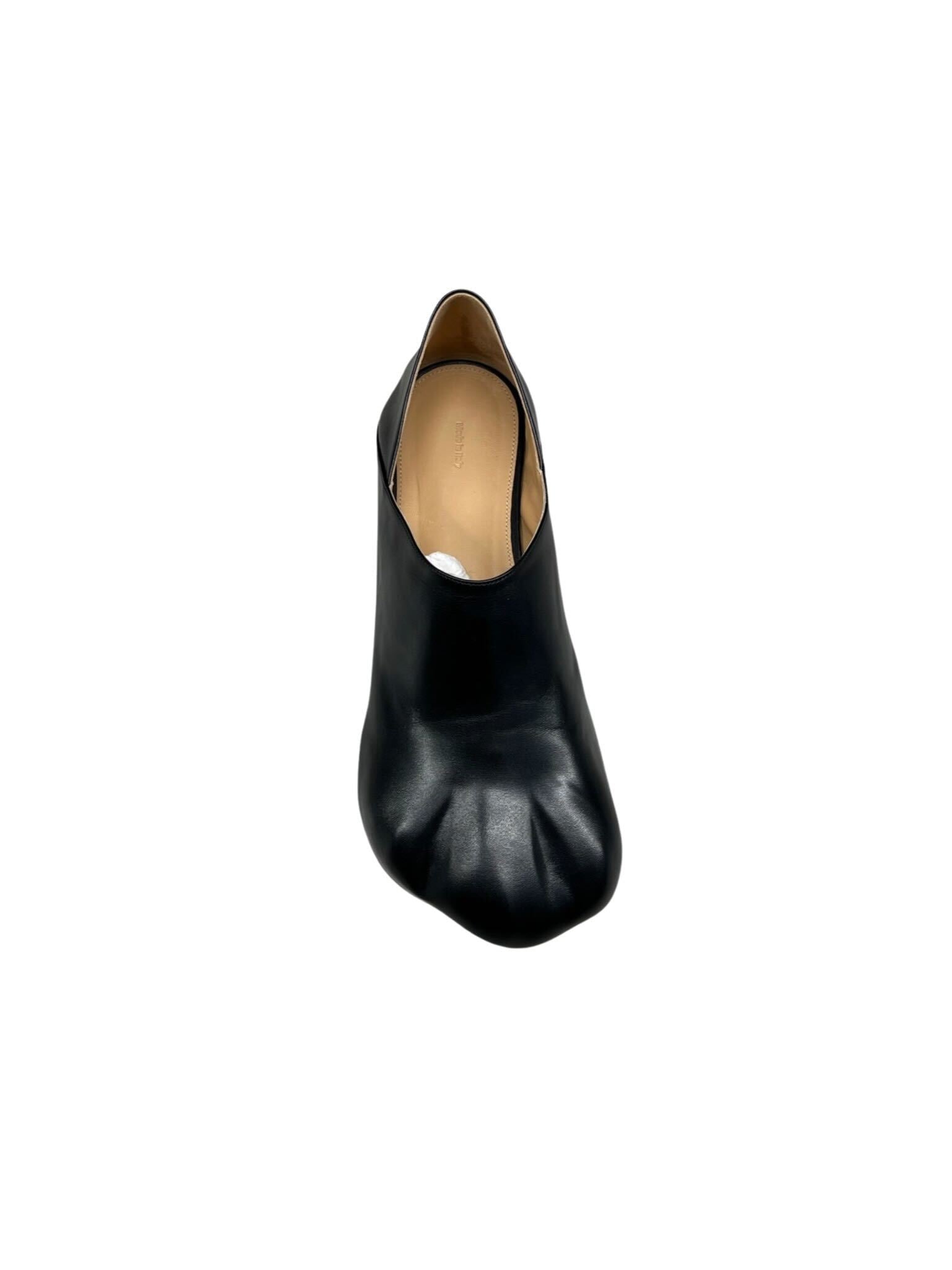 JW Anderson Paw Derby 39 JW Anderson Paw suede loafers | Smart Closet