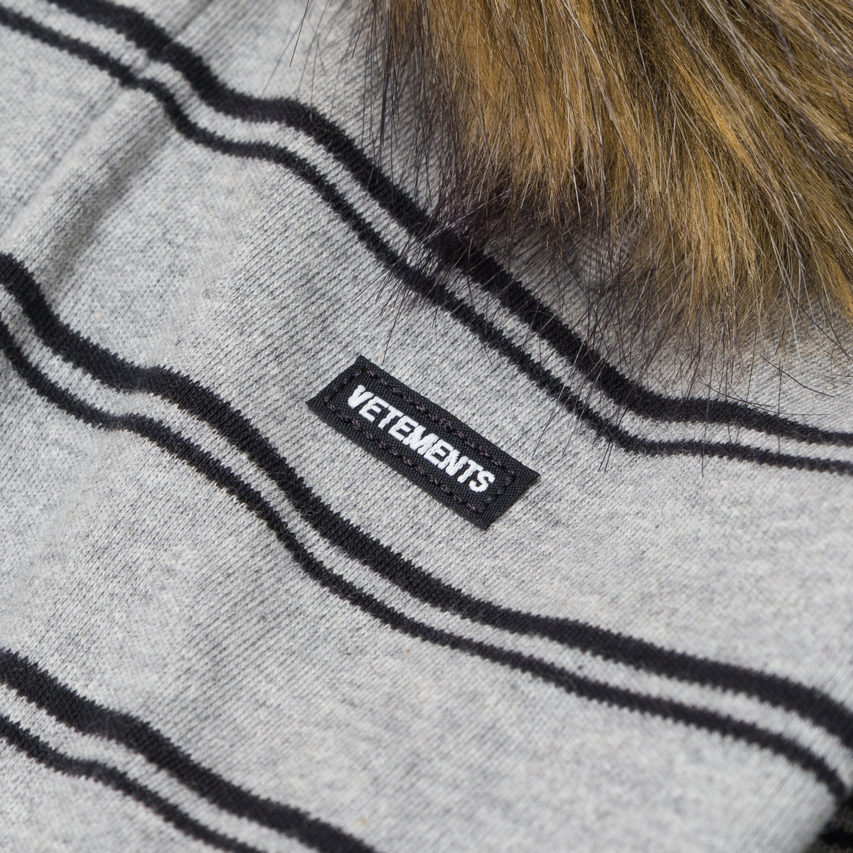 Vetements Fitted Polo With Detachable Fur Collar Blue