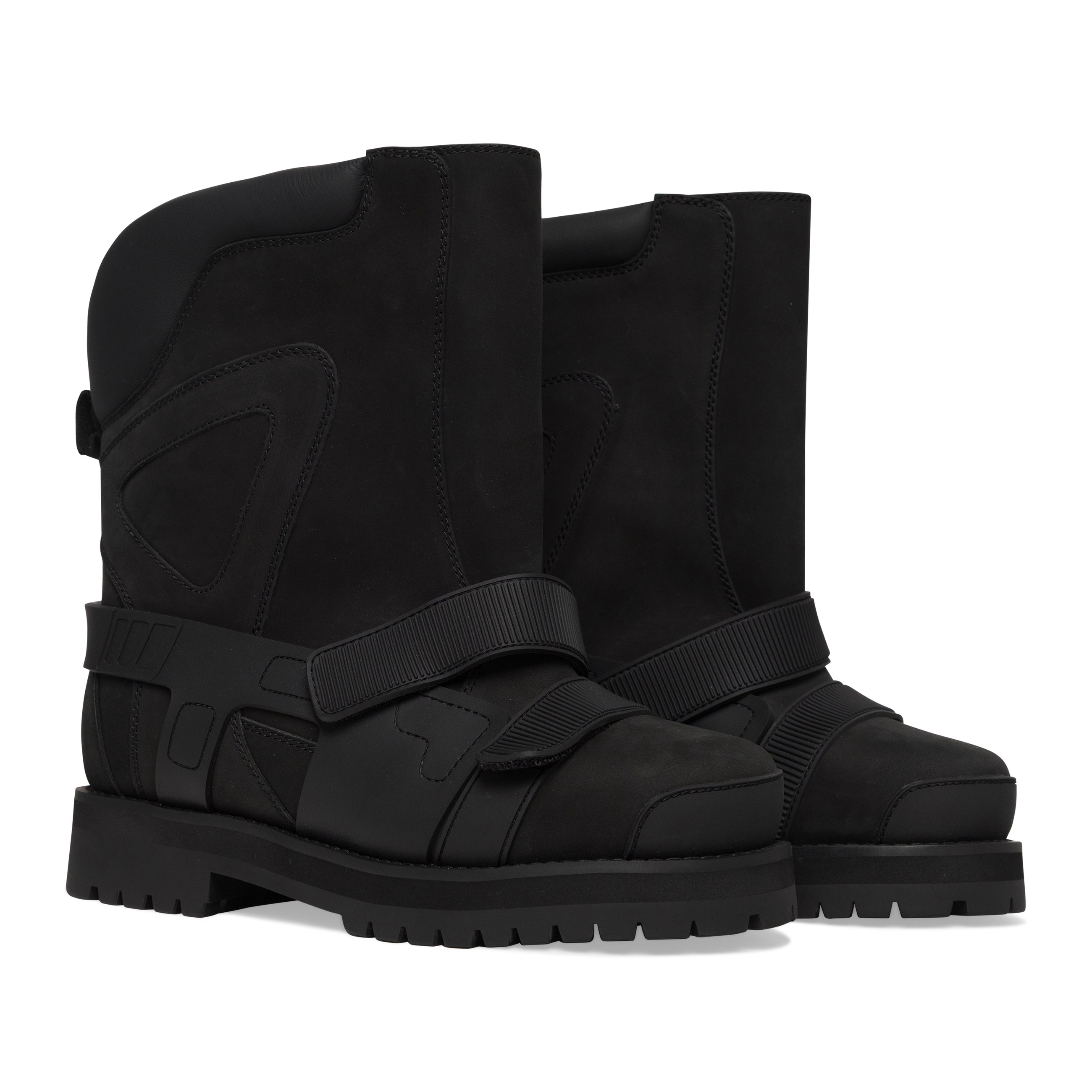 ANONYMOUS CLUB Avalanche Boots Black