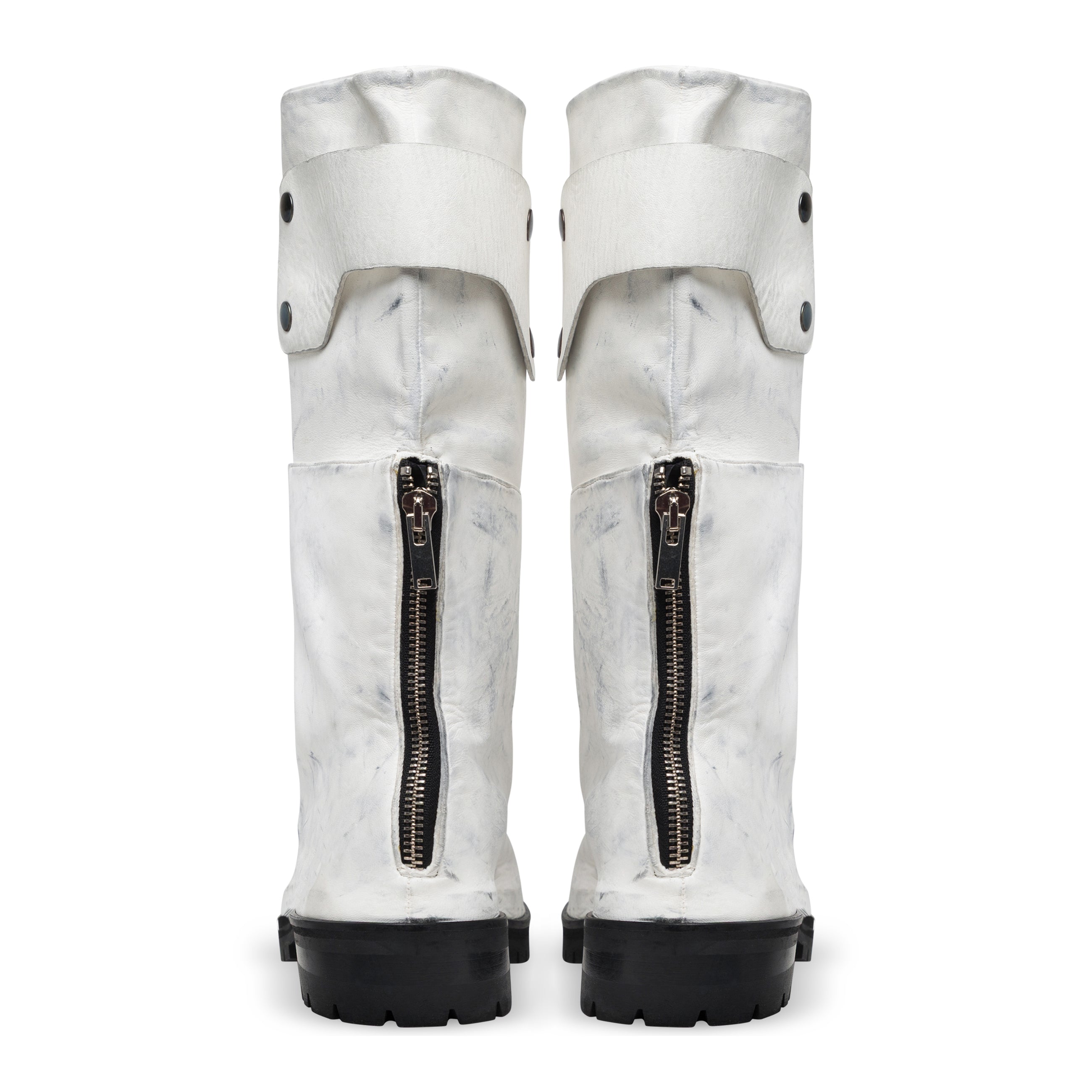 424 Dragonrider White