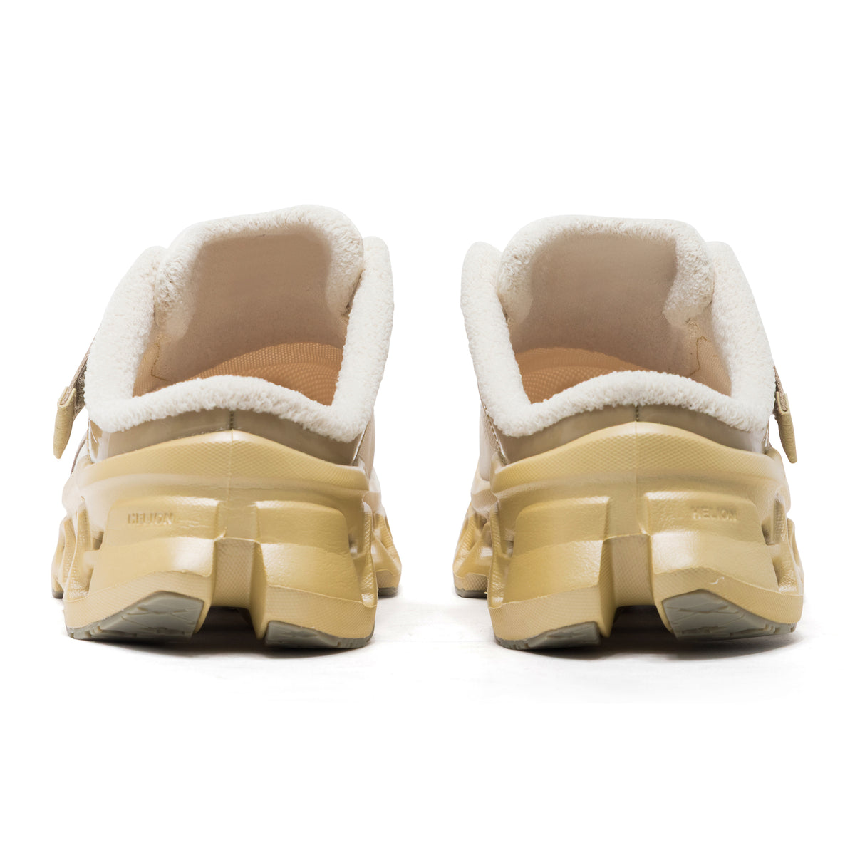 On Running Cloudmonster 3 Mule Loess | Hare