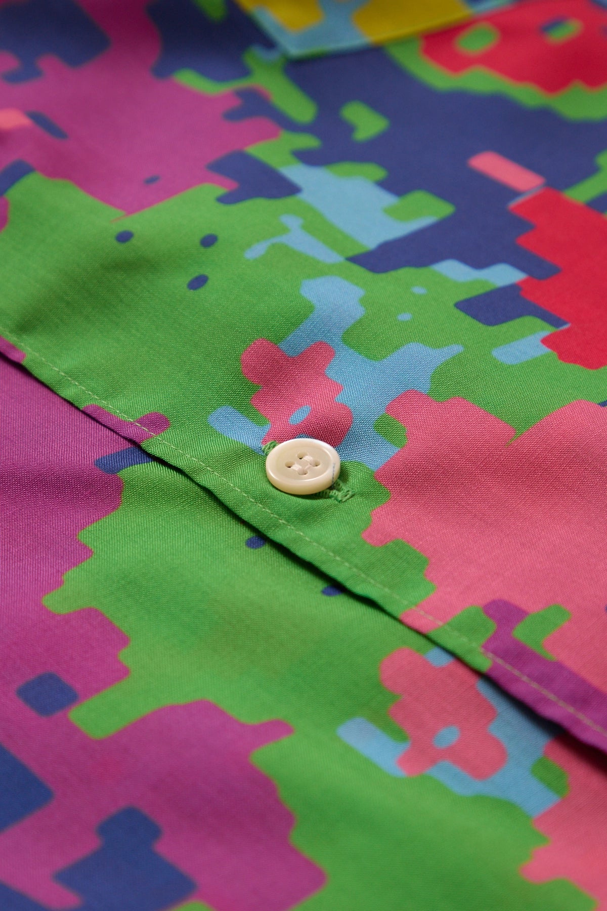 COMMESDESGARCONSLAWNCAMOPRINTASYMMETRICAL1_1ATESSX