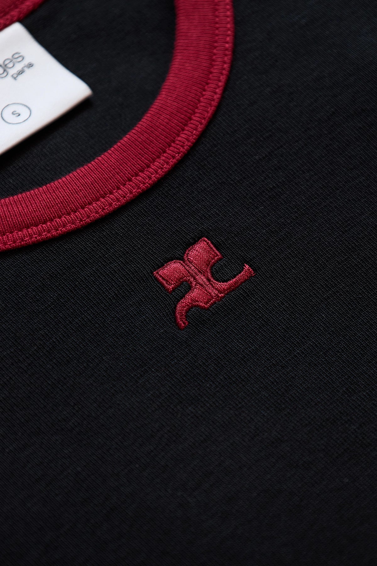 Courreges Signature Contrast T-Shirt Black – ESSXNYC Courreges Signature Contrast T-Shirt Black – ESSXNYC