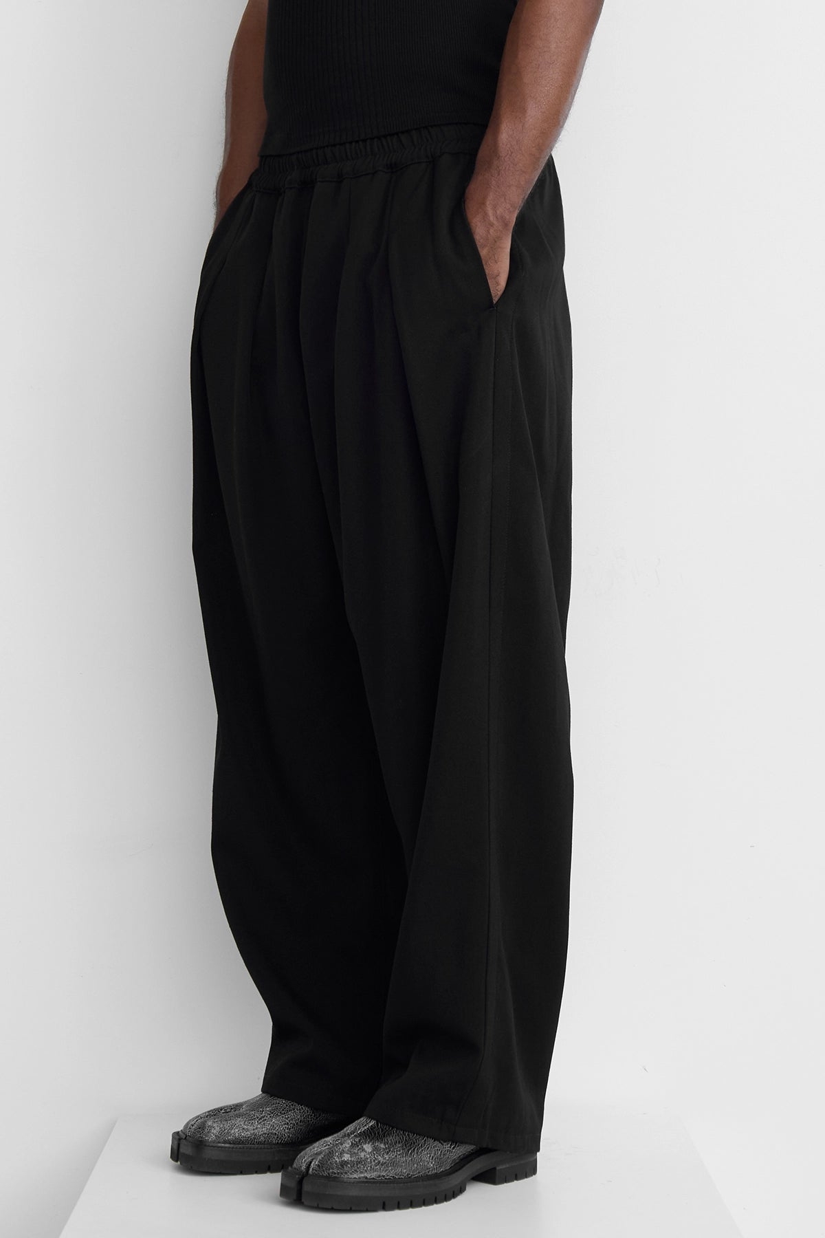 Maison Margiela Drawstring Wool Trousers Black – ESSXNYC