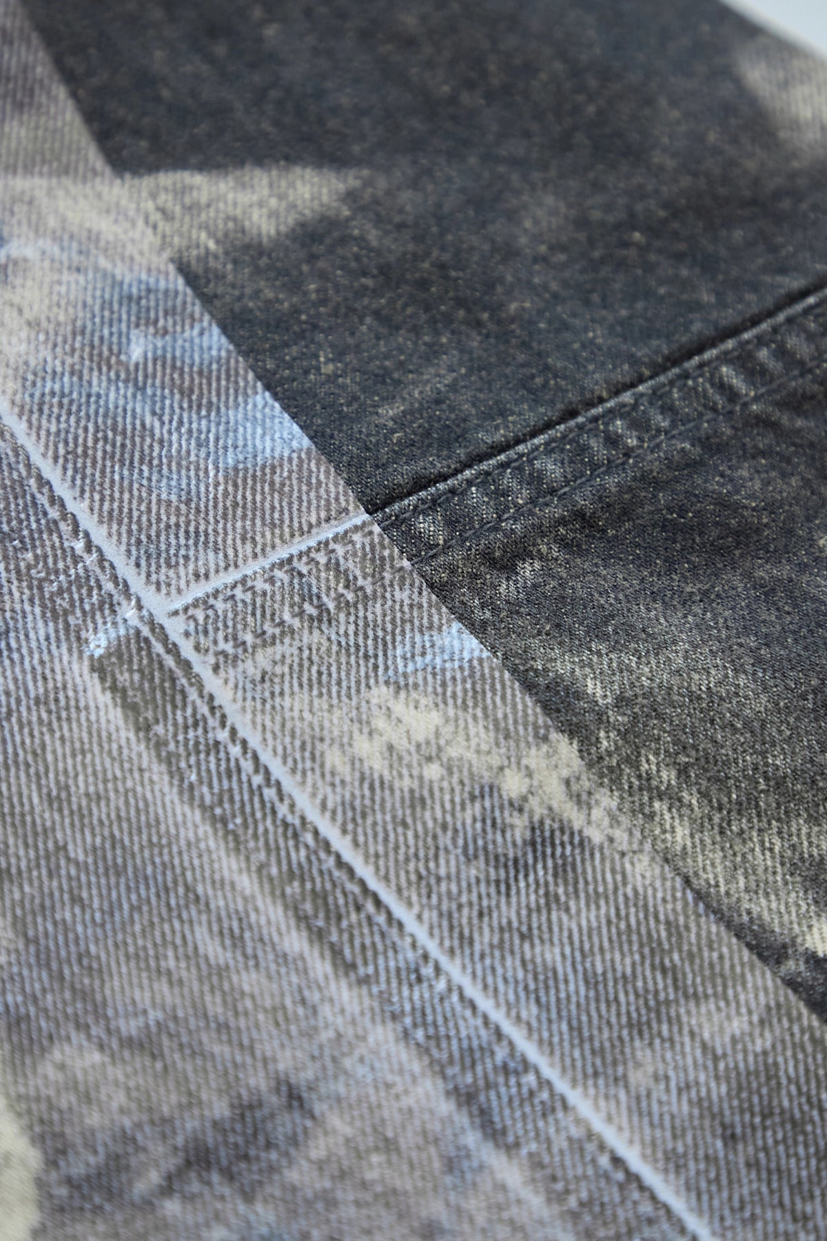 DieselCoatedJeansBlack-Black_323