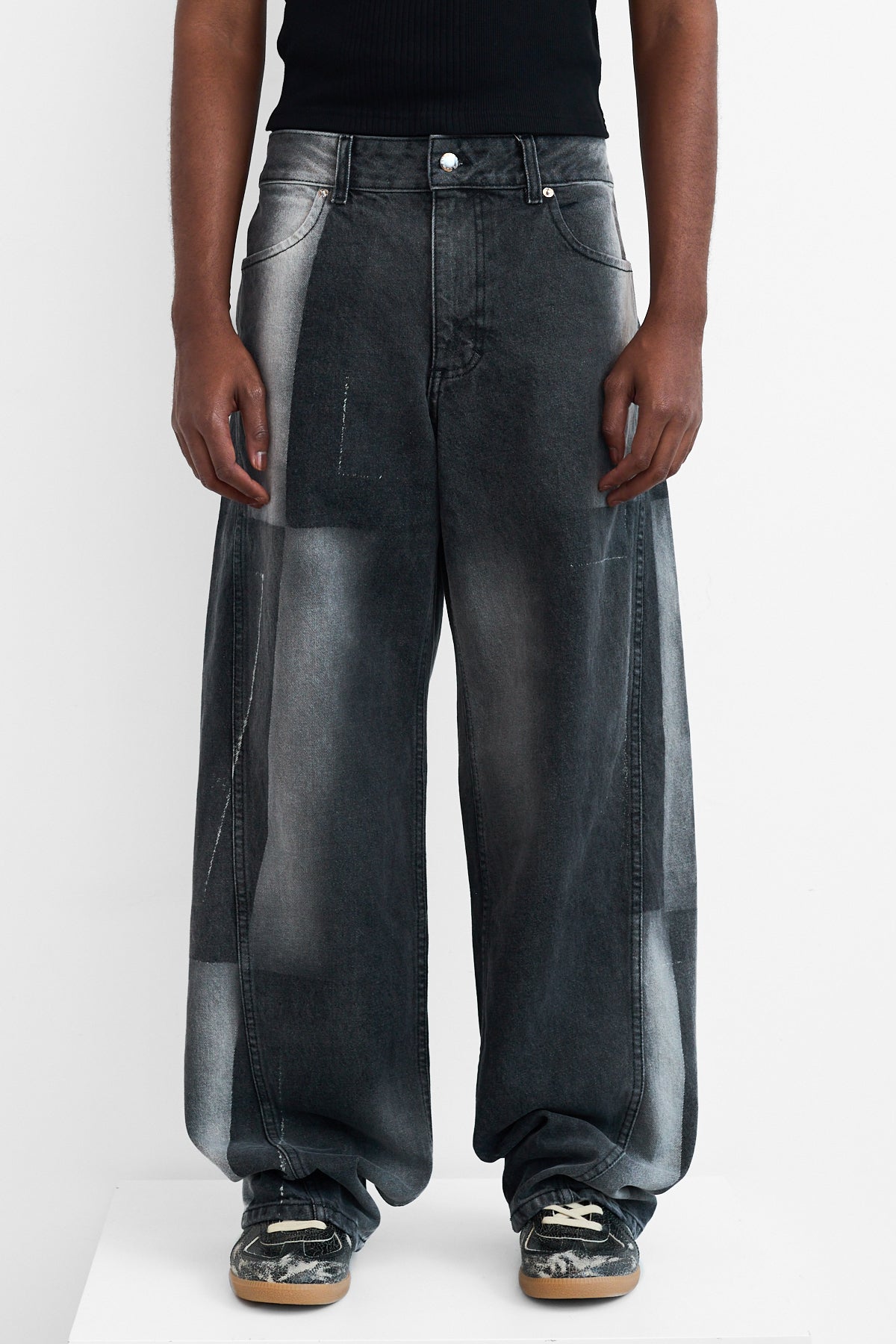 eckhaus latta デニム Eckhaus Latta Double Knee Bend Jean in Moon Rock Curated at Jake