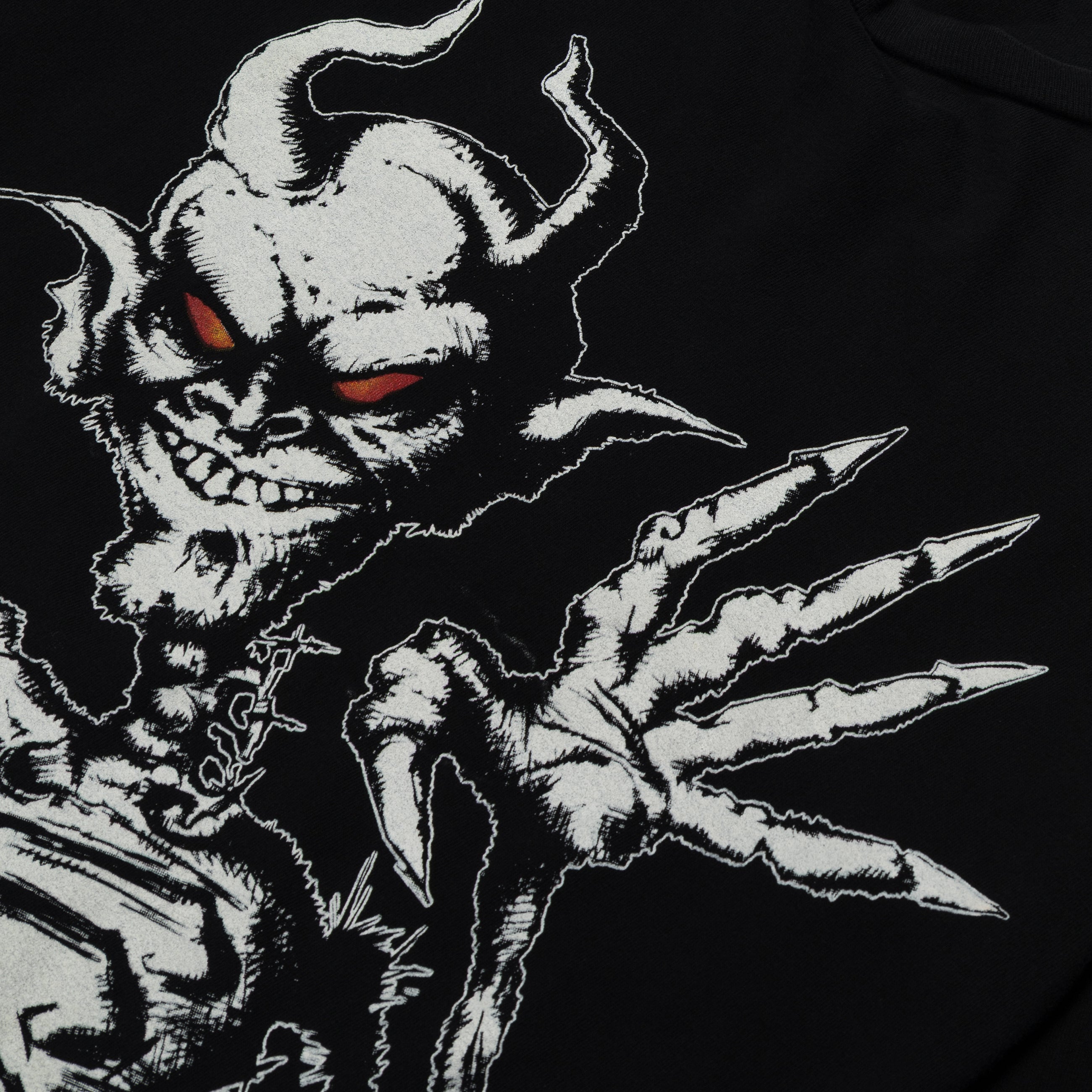 Essx Vintage White Zombie 2 90's T-Shirt — view 3