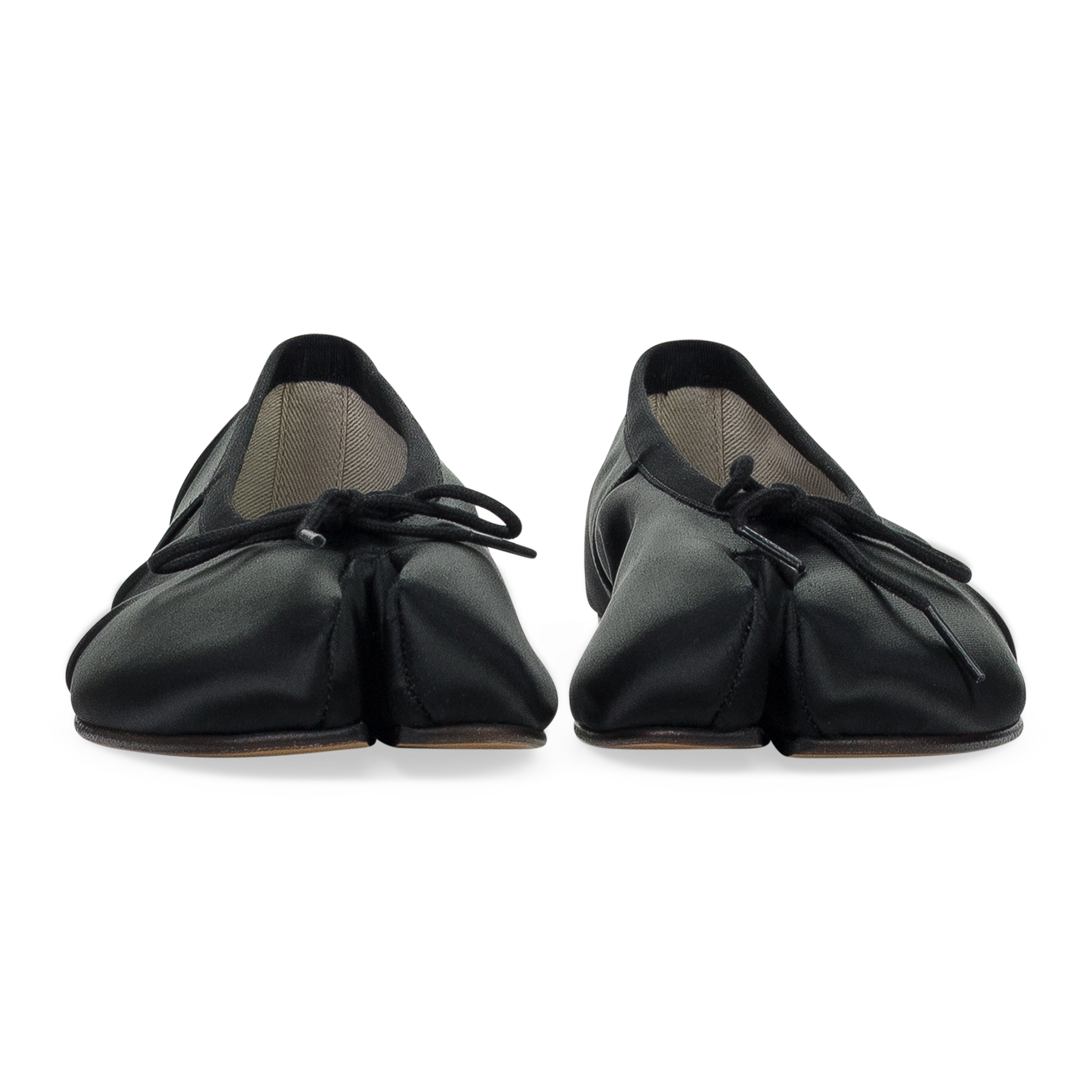 Maison Margiela Satin Tabi Ballerina Black – ESSXNYC