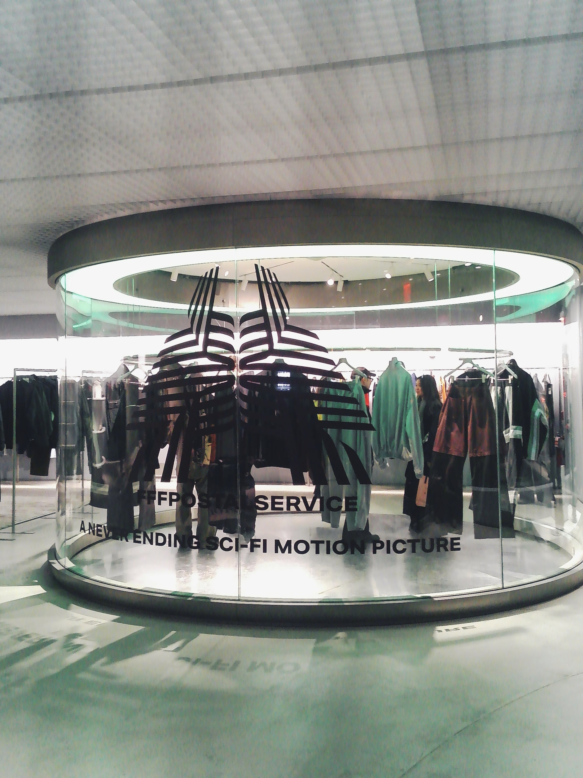 For NYFW 2026, we hosted Seoul-based FFFPostalservice for an immersive installation unveiling their newest season — a live chapter of their “never-ending sci-fi motion picture.” Joined by friends and family, the night brought their dystopian universe to life inside ESSX.