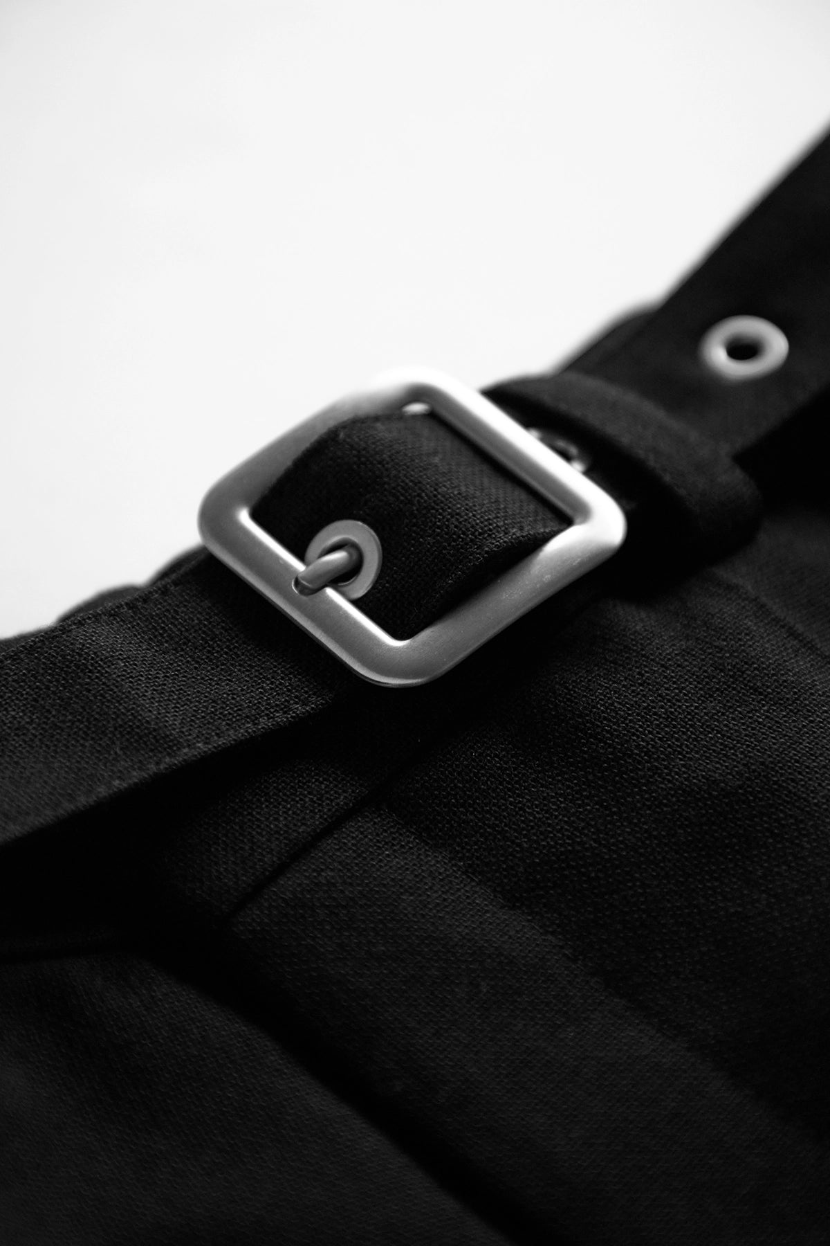 Jil Sander Wool Canvas Belted Trousers Black – ESSXNYC display picture 1