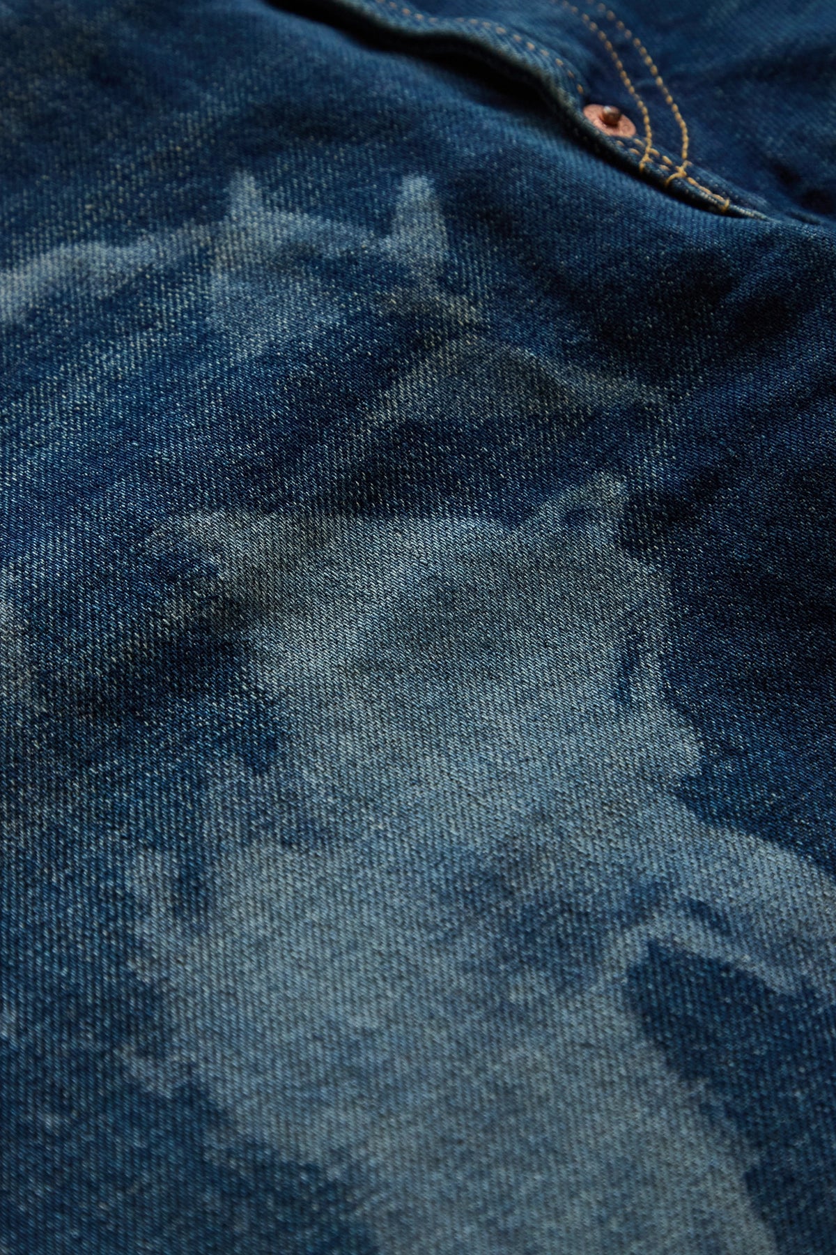 Junya Watanabe Man Straight-Leg AC/DC Print Jeans Blue – ESSXNYC Junya Watanabe Man Straight-Leg AC/DC Print Jeans Blue – ESSXNYC