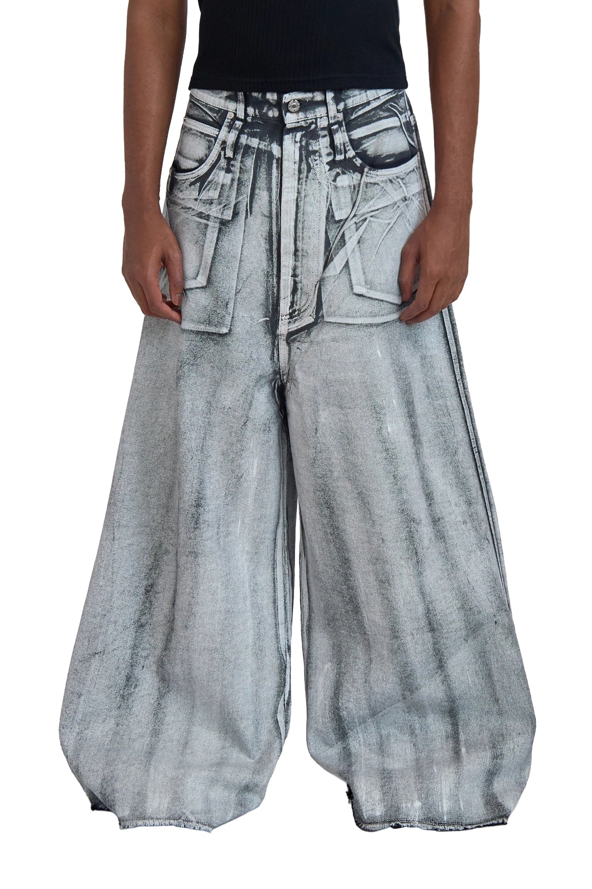 LUUDANRADIATIONDUMSTERDENIMJEANS1LUUDANJEANSSEP12ESSX0704