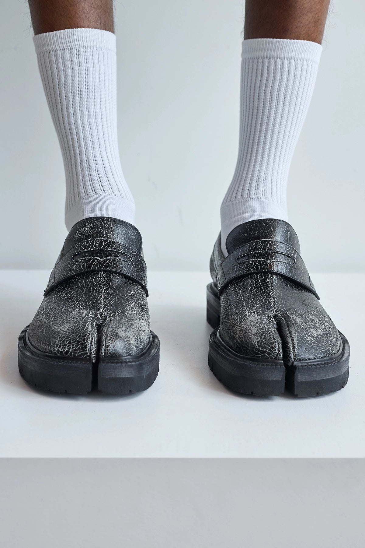 Maison Margiela Cracked Leather Tabi County Loafer On