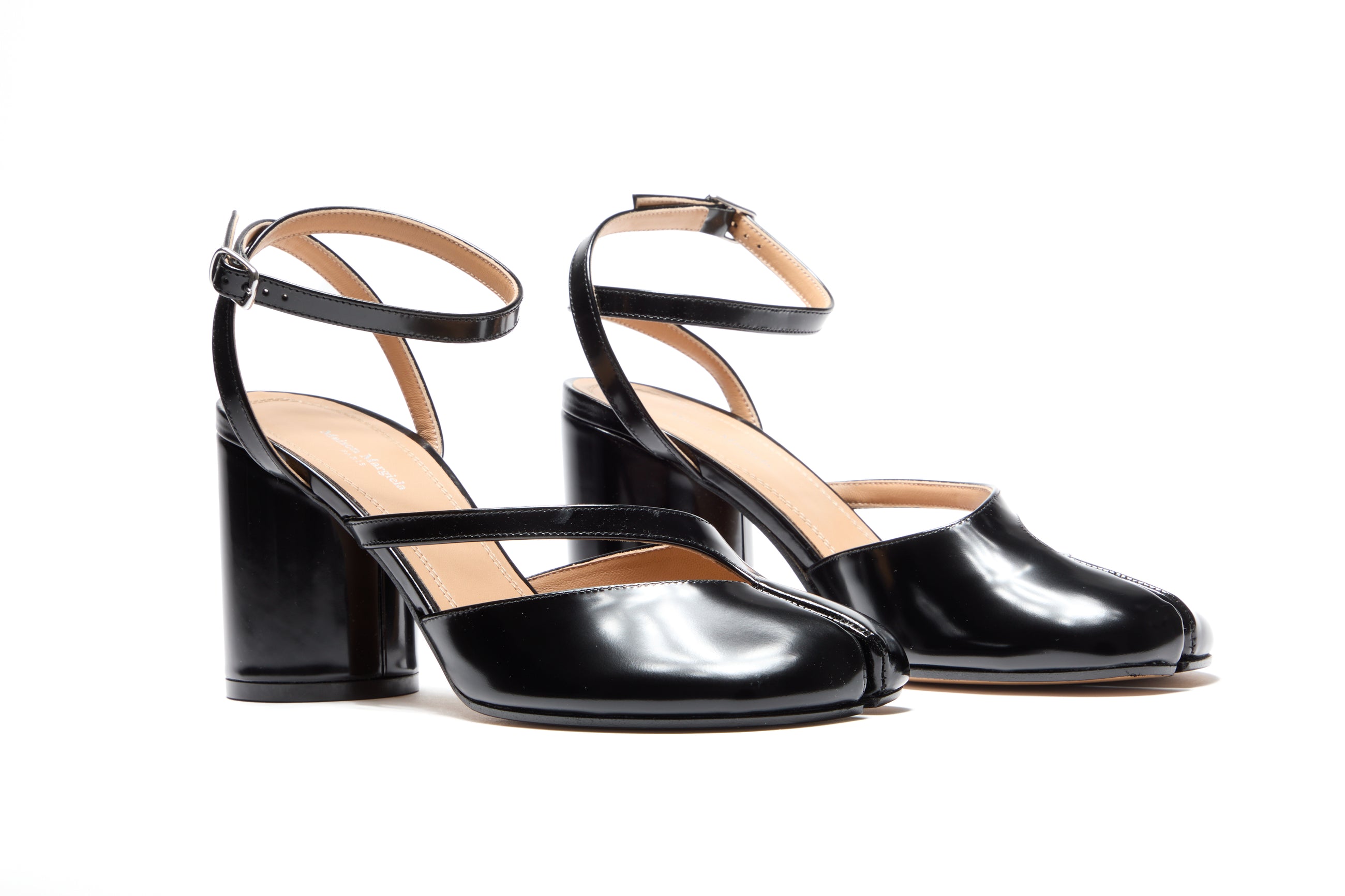 Margiela Brushed Leather Tabi Sandal Pump H80 Black