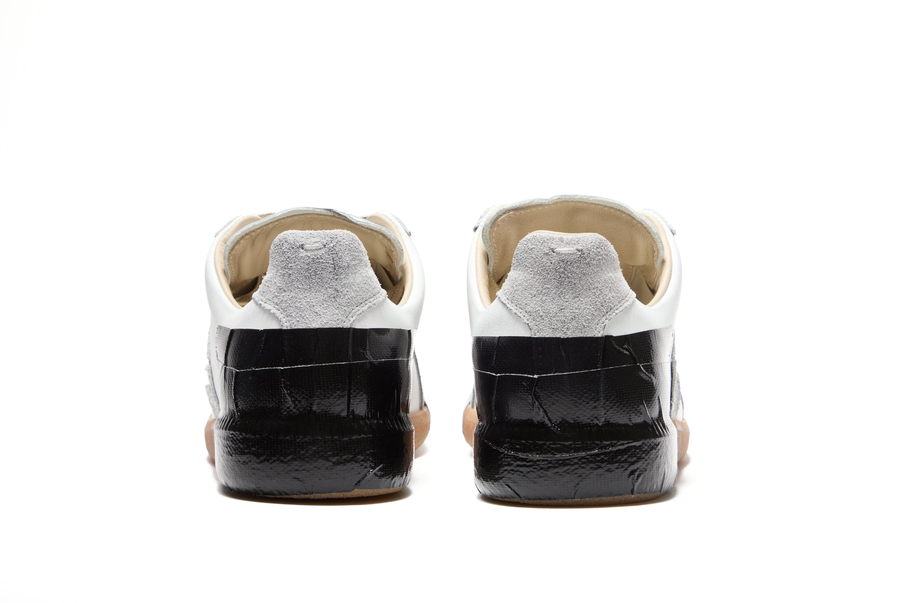 Maison Margiela Taped Replica Low Top Sneaker Off white/Black