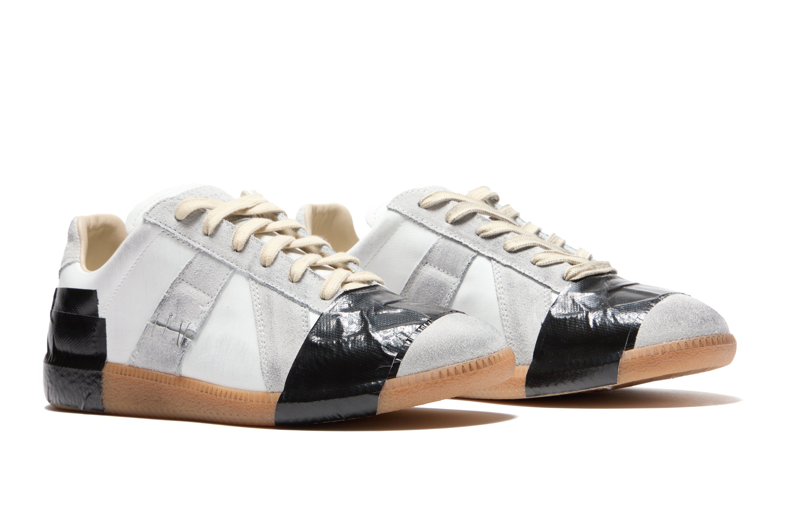 Margiela Taped Replica Low Top Sneaker Off white/Black