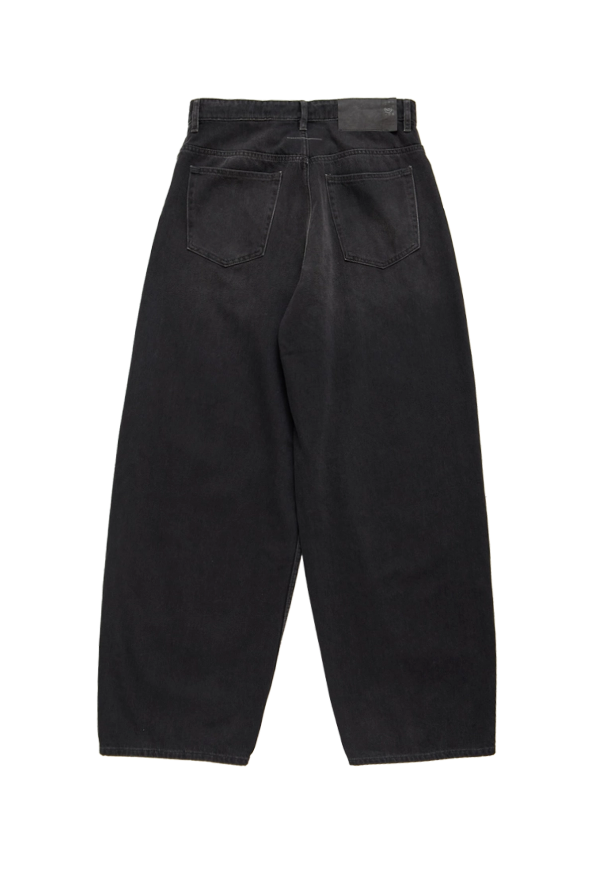 MM6BLACKPANTSWITHPAINT1ATESSXBACK