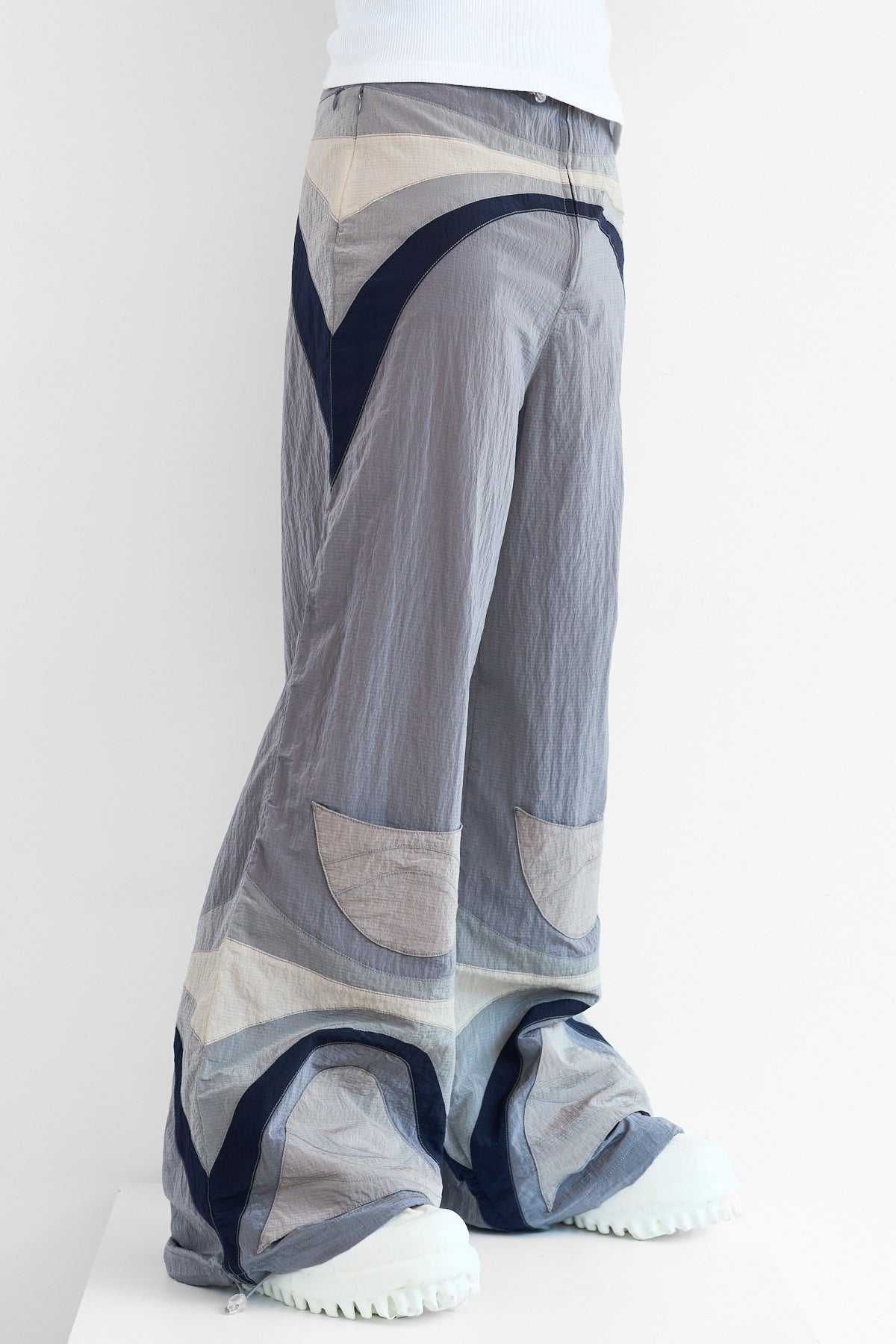 ERL Nylon Rave Pants Grey – ESSXNYC