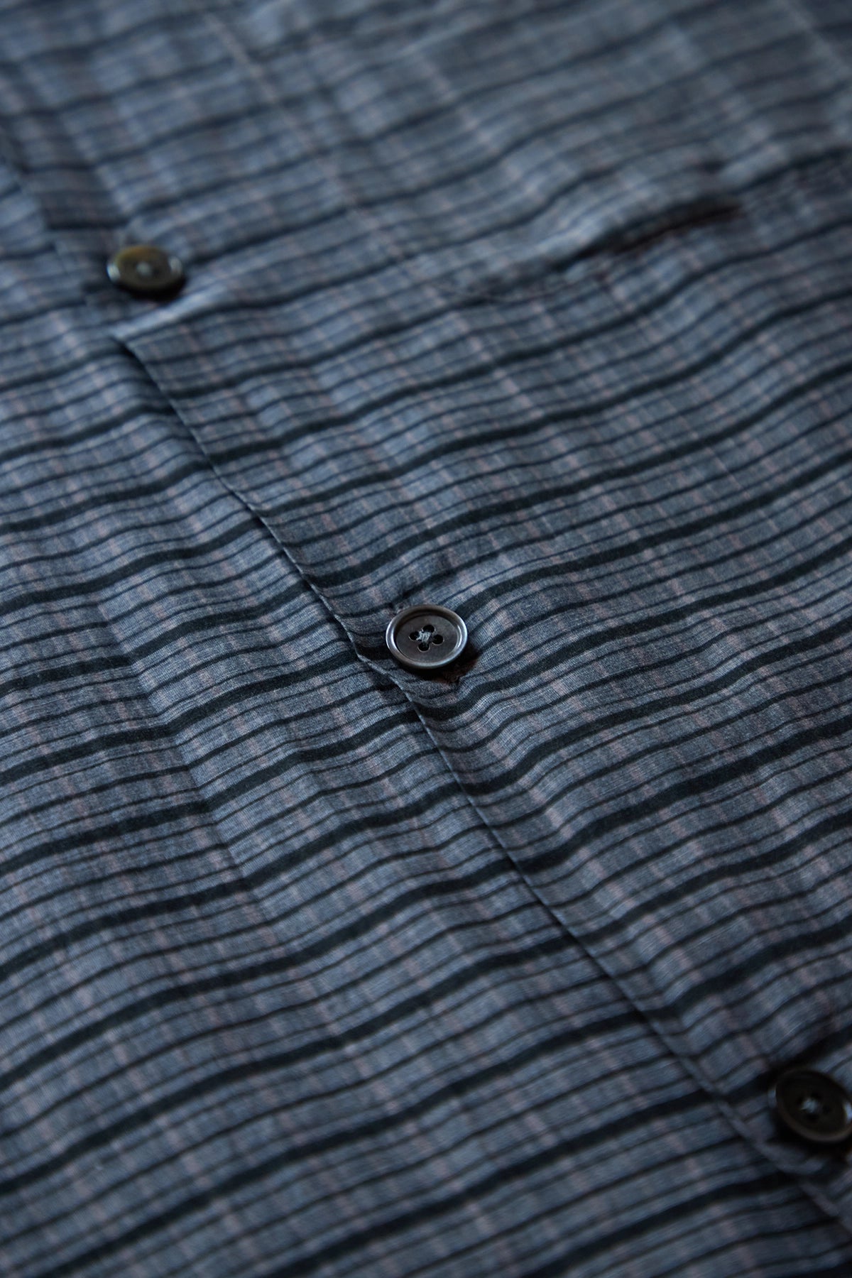 トップス OUR LEGACY HEUSEN SHIRT SHORTSLEEVE Our Legacy Heusen Shortsleeve Shirt Grey – ESSXNYC