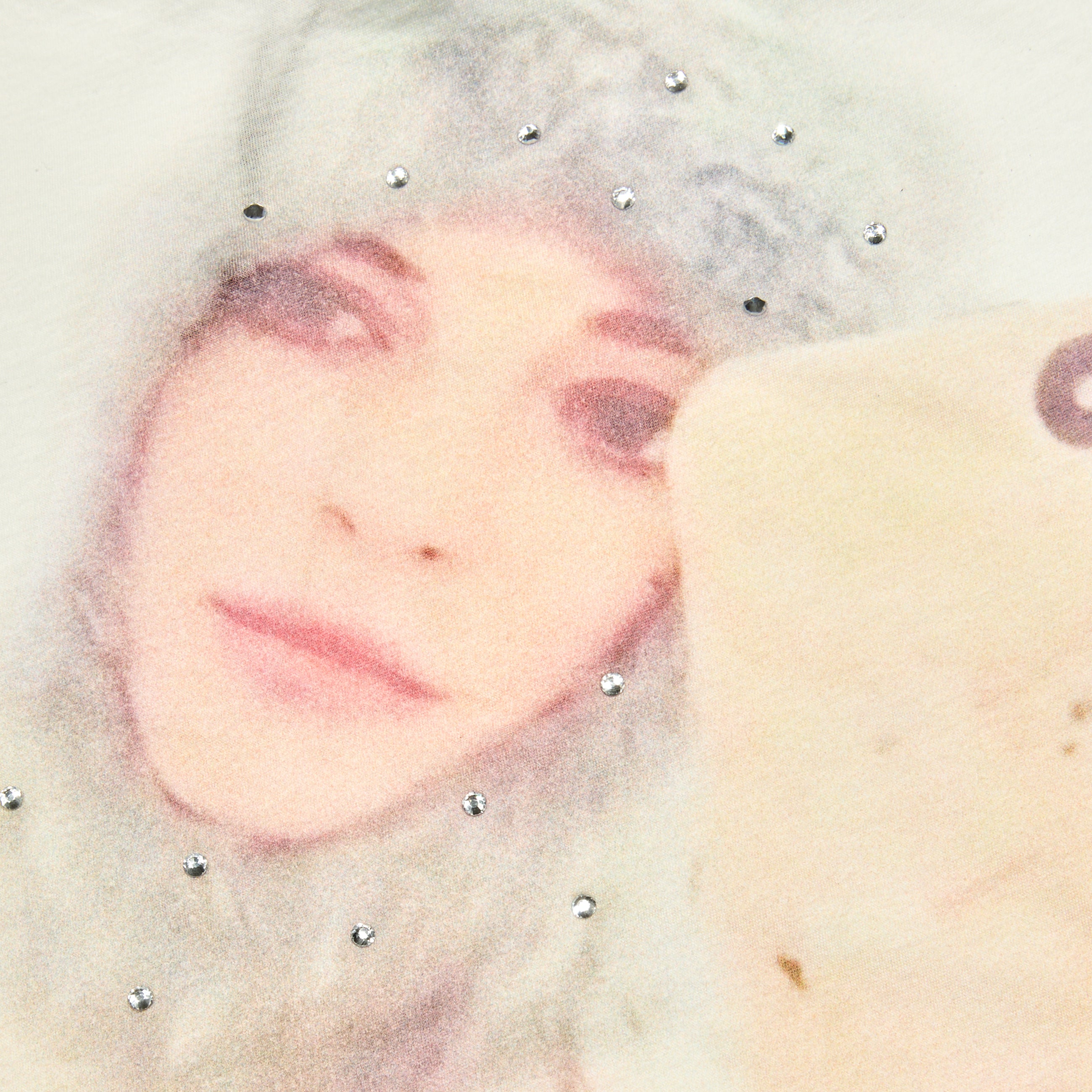 Praying 2013 Top White