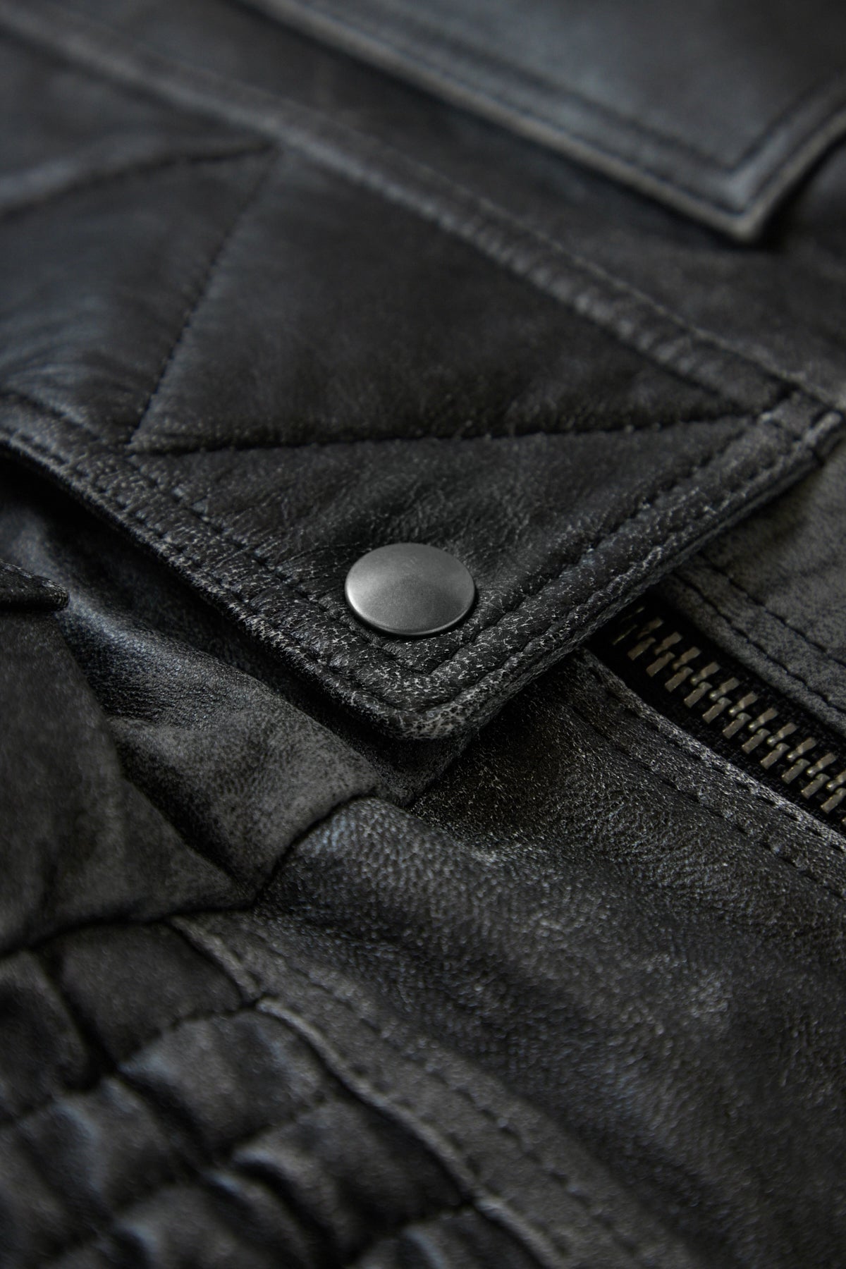 VAQUERAOVERSIZEDFLIGHTJK2_1