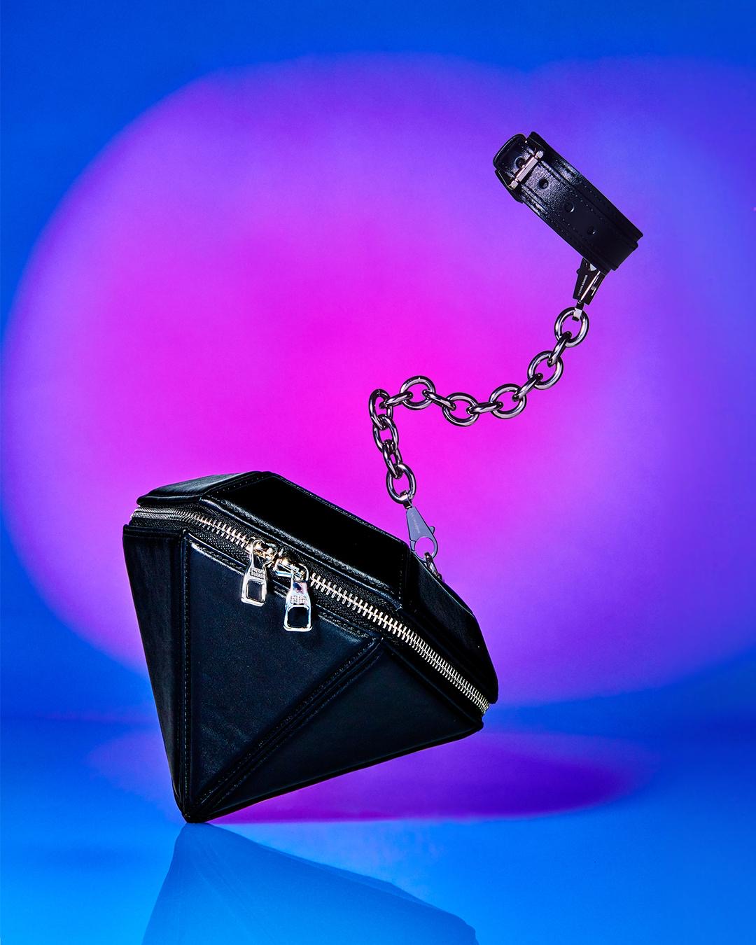 Aleali May X Sheron Barber Carbon Diamond Black Hand Bag 6625